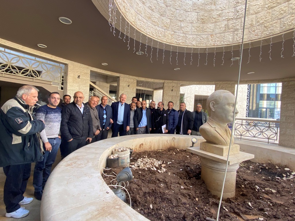 خلال لقاء مع السفير الروسي (3).JPG