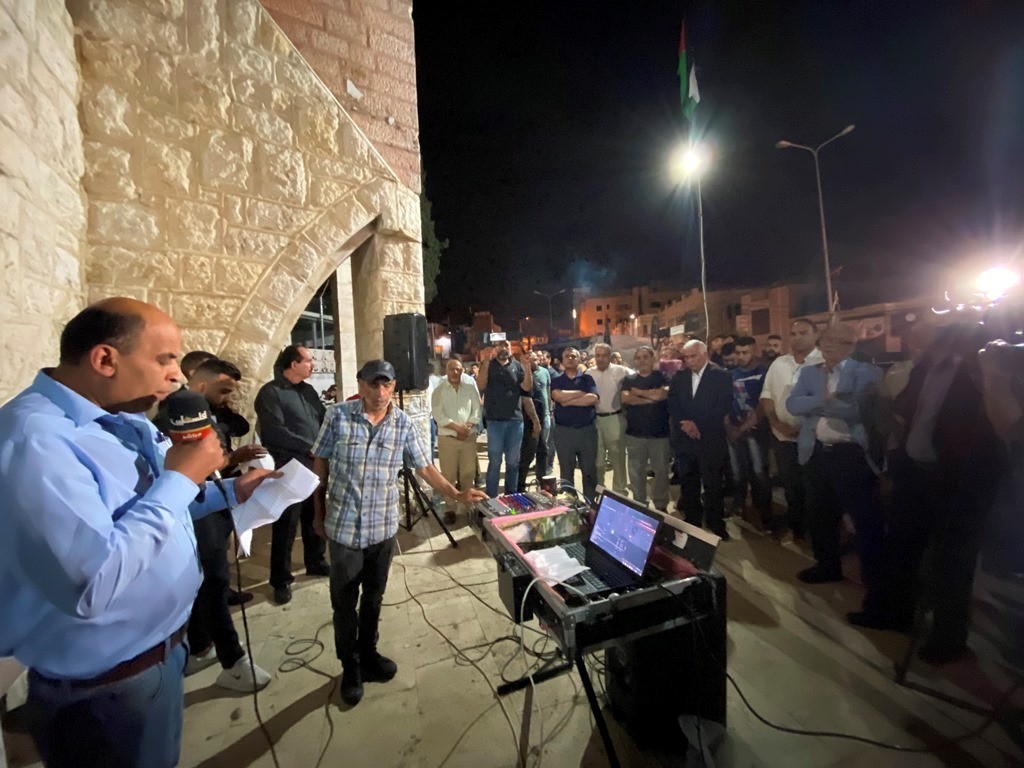 ايقاد شعلة انطلاق فعاليات ذكرى النكبة 72 في مخيم الدهيشة.JPG