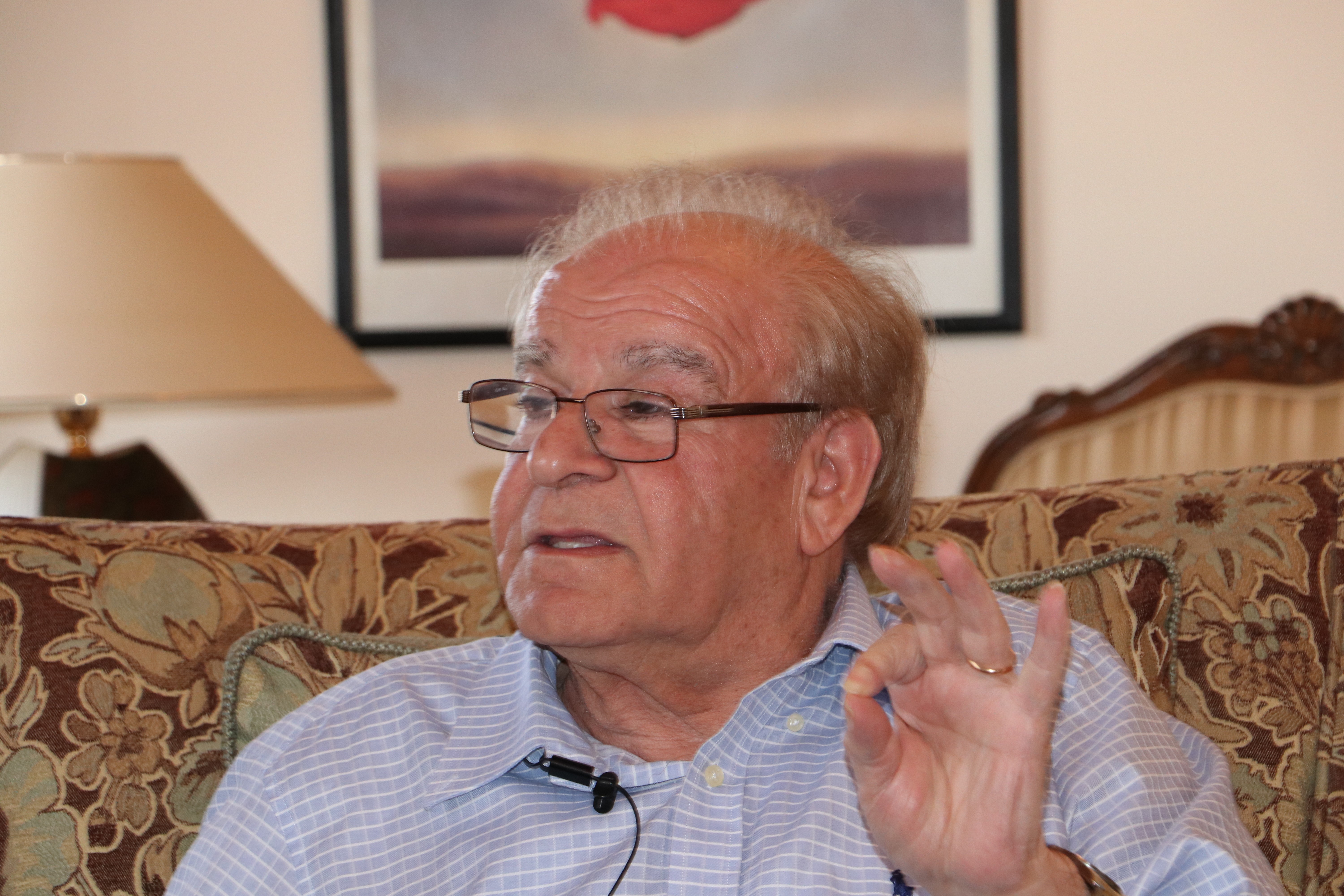 الدكتور فيصل دراج وسام الخطيب ‫(38535681)‬ ‫‬.JPG