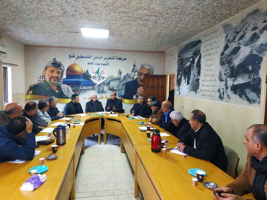 لقاء في بيت لحم لمناقشة تداعيات قطع الاحتلال للتيار الكهربائي.jpg