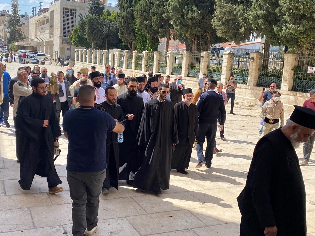 استقبال النور المقدس في بيت لحم (9).JPG