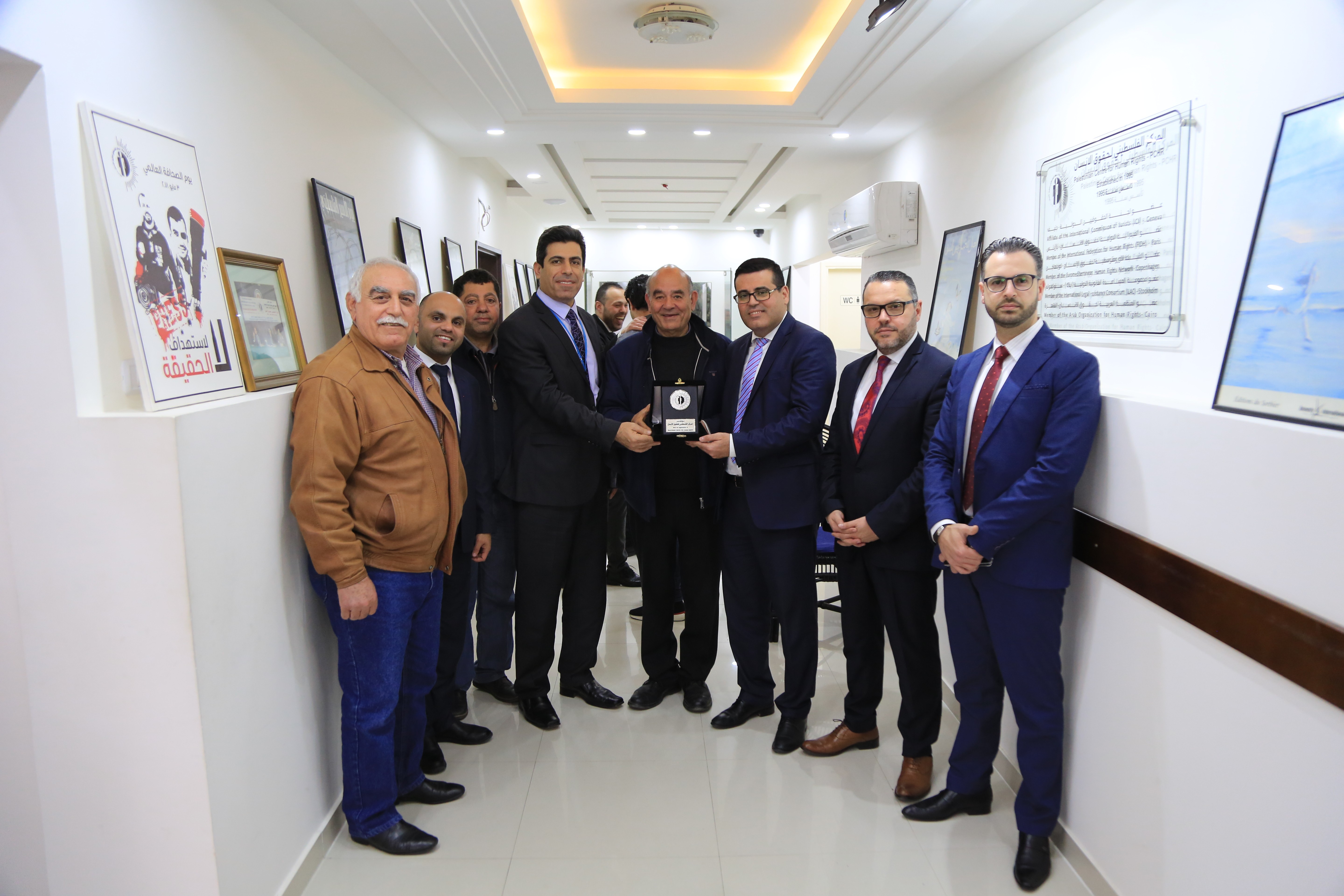 المركز الفلسطيني.JPG