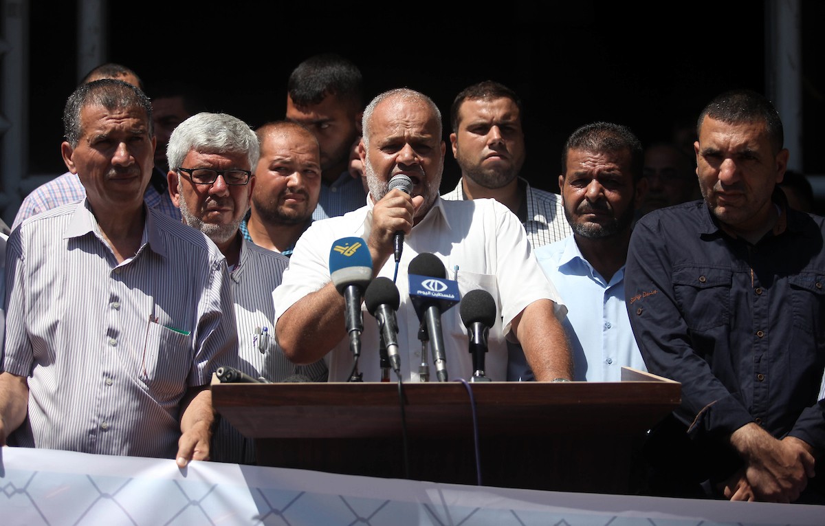 وقفة تضامنية مع الأسير المضربي جعفر عز الدين 2 - الأحد 14 يوليو - غزة.jpg