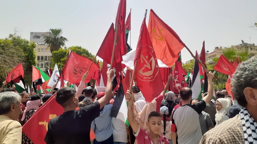 قوى وأحزاب سورية وفلسطينية تنظم وقفة مُساندة لفلسطين (2).jpg