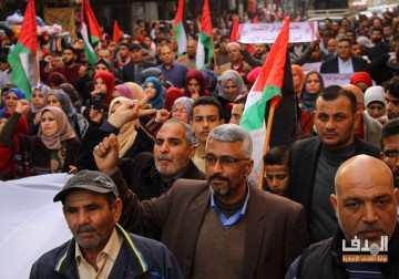 الآلاف من أنصار الجبهة الشعبية ينتفضون في جباليا ضد الحصار والظلم