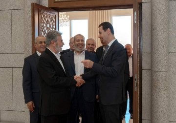  وفد الفصائل الفلسطينية التي التقت الرئيس السوري بشار الأسد في دمشق