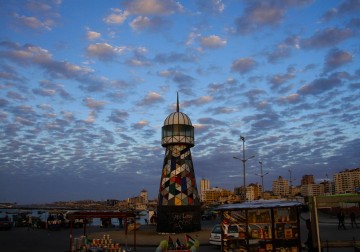20 فبراير 2018 - مشهد الغروب الساحر من ميناء غزة - تصوير محمود بشير