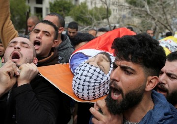 جماهير شعبنا تشيع جثمان الشهيد محمد شاهين في سلفيت