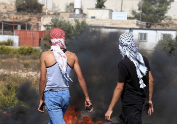 مواجهات بين الشبان وقوات الاحتلال بالقرب من مستوطنة "بيت إيل"