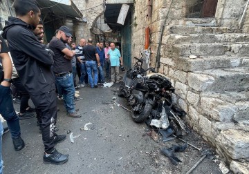 من مكان استشهاد الرفيق المقاتل تامر الكيلاني في نابلس