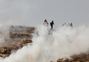 الاحتلال يقمع مسيرة مناهضة للاستيطان بمسافر يطا جنوب الخليل