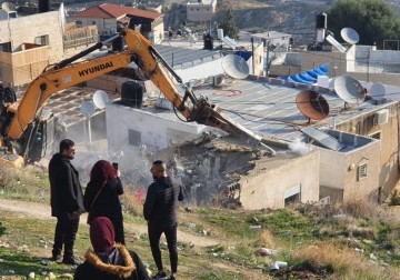 القدس: الاحتلال يهدم منزلاً في جبل المكبر 