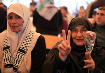 19 مارس: اعتصام أهالي الأسرى الأسبوعي أمام مقر اللجنة الدولية للصليب الأحمر بغزة للمطالبة بالإفراج عن أبنائهم