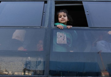 معاناة المسافرين على معبر رفح - يوم الأحد