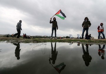 لن نساوم على حقنا في العيش بكرامة 