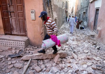 آثار الزلزال الذي ضرب المغرب