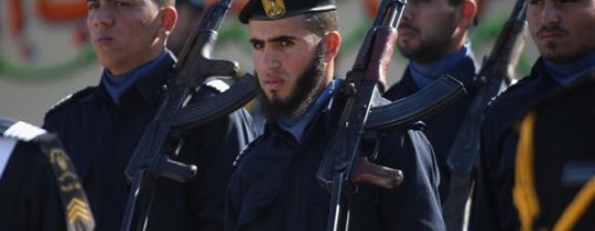 عنصر أمني في غزة