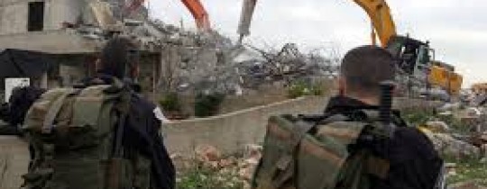 أرشيف: جرافات الاحتلال تهدم منزلا بالضفة