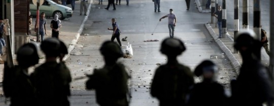 ارشيفية - مواجهات بين الشبان وقوات الاحتلال بالضفة المحتلة