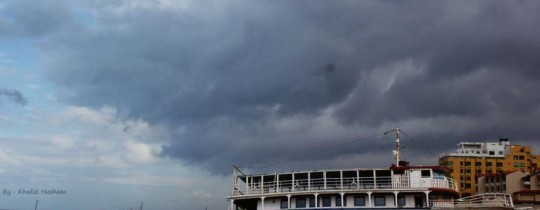 الأجواء الغائمة فوق بحر غزة