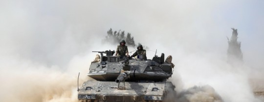 آليات الاحتلال تتوغل شرق مخيم البريج