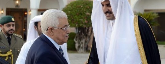 الرئيس عباس والامير تميم في الدوحة