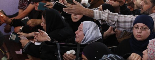 الانتظار في معبر رفح