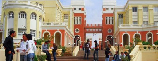 الجامعة البريطانية