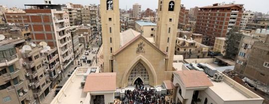 قتل 30 على الاقل في تفجير استهدف كنيسة في طنطا