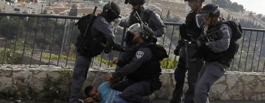 جيش الاحتلال يعتقل 3 مقدسيين