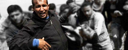 الشاب فارس الرقب (29 عامًا) ينقذ أحد المصابين قبل استشهاده 