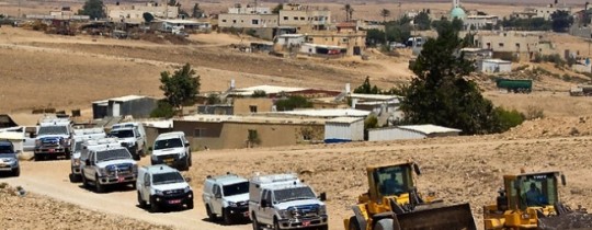 جرافات الاحتلال في قرية أم الحيران