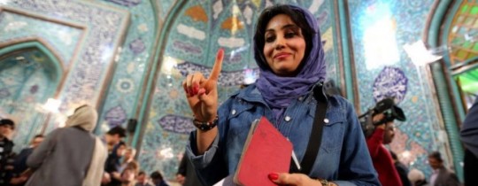 من أحد مراكز الاقتراع في إيران