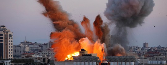 القصف على غزة 