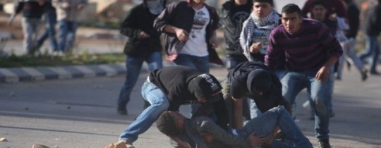 إصابة طفل واعتقال شاب بمواجهات قرب رام الله