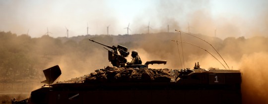 آليات الاحتلال