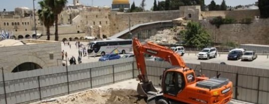 حفريات في الأقصى