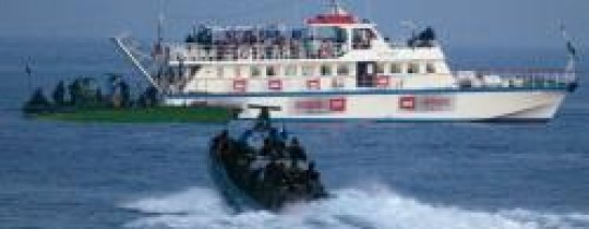 احدى سفن اسطول الحرية 3