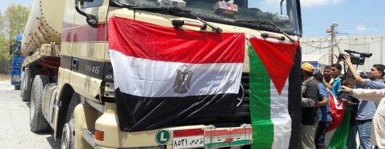 سلطة النقد أوقفت تحويلات شراء الوقود من مصر