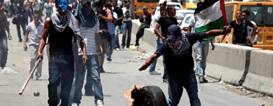 مواجهات بين شبان فلسطينيين وجنود الاحتلال