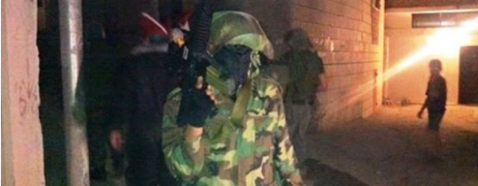 جانب من تصدي المقاومة الفلسطينية للاحتلال