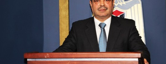 المتحدث الرسمي باسم الحكومة يوسف المحمود