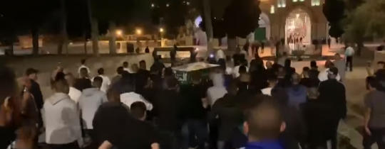 من تشييع جثمان الشهيد التميمي 