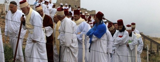 السامريّون يصعدون إلى جبل جرزيم في الفصح المجيد