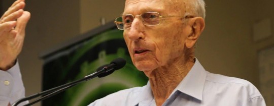 زفي زعيرا رئيس الموساد أثناء حرب أكتوبر