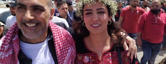 المحرر عاصم كعبي في اللحظات الاولى من الافراج عنه