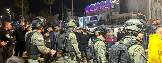 انتشار جنود الاحتلال في منطقة باب العامود