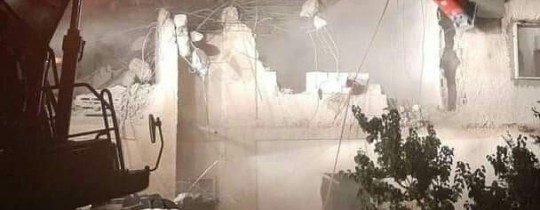 جانب من عملية الهدم