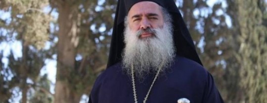 المطران حنا: ماذا قدّمت القمم للقدس باستثناء خطابات رنّانة؟