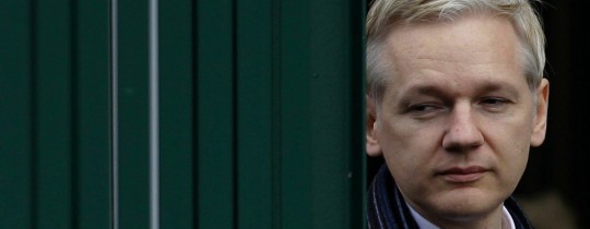 مؤسس موقع ويكيليكس جوليان أسانج